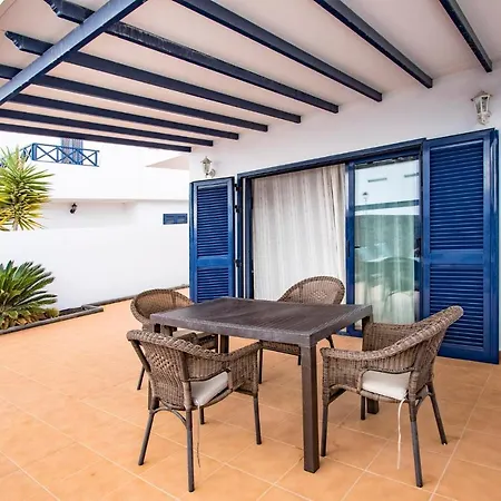 Teresa Playa Blanca (Lanzarote)